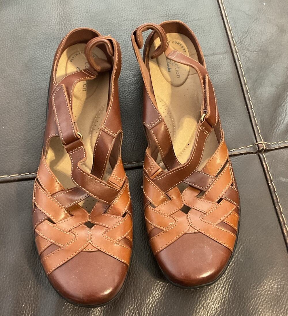 Clarks Two-Tone Brown Leather Woven Sandals